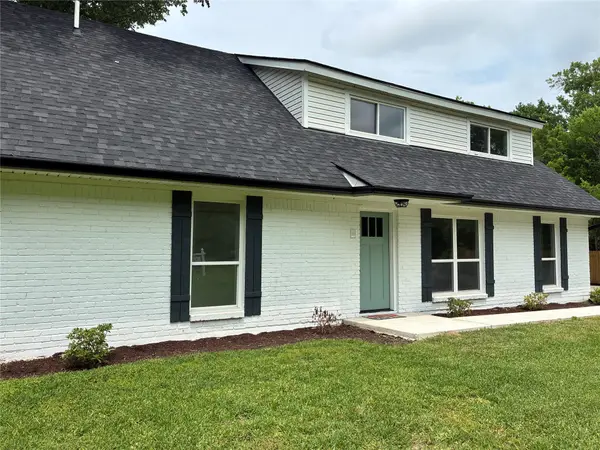 12219 Oakline Drive, Brookside, TX 77581