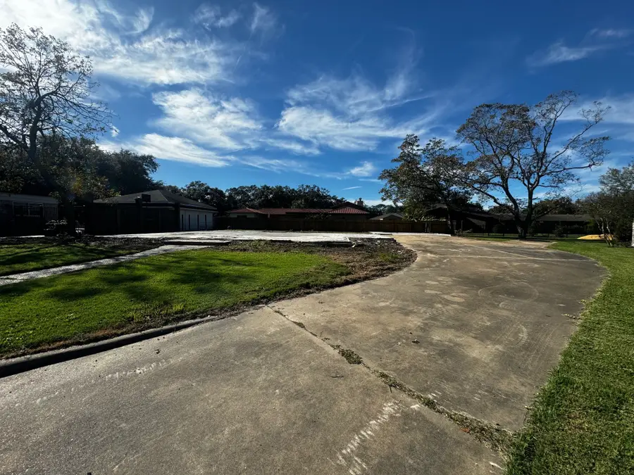 4 Shadow Lane, Bay City, TX 77414 - Image #2