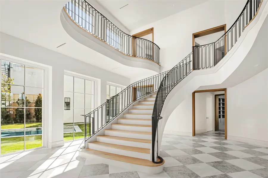 2331 Drexel Circle, Houston, TX 77027 - Image #3