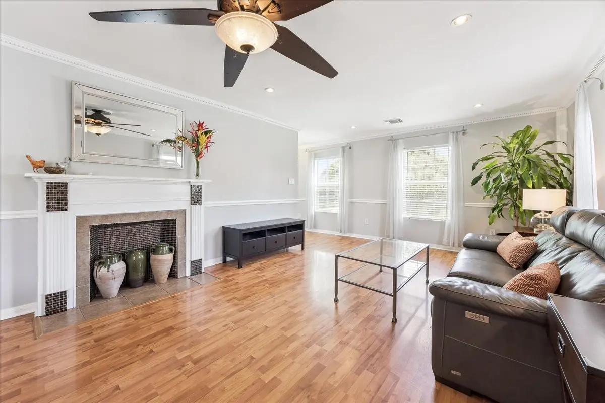 5211 Mulford Street, Houston, TX 77023 - Image #1