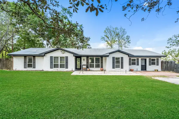 7457 County Line Road, Willis, TX 77378