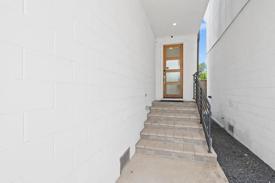 2239 N Macgregor Way, Houston, TX 77004 - #2