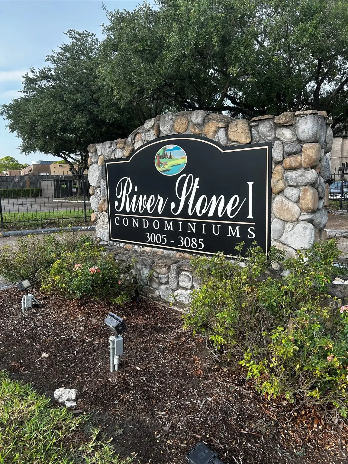 3025 Walnut Bend Lane #18, Houston, TX 77042 - Image #1