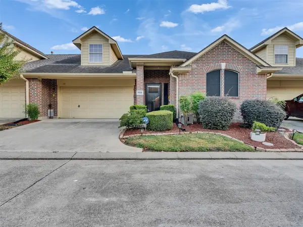 1534 Village Townhome Drive, Pasadena, TX 77504