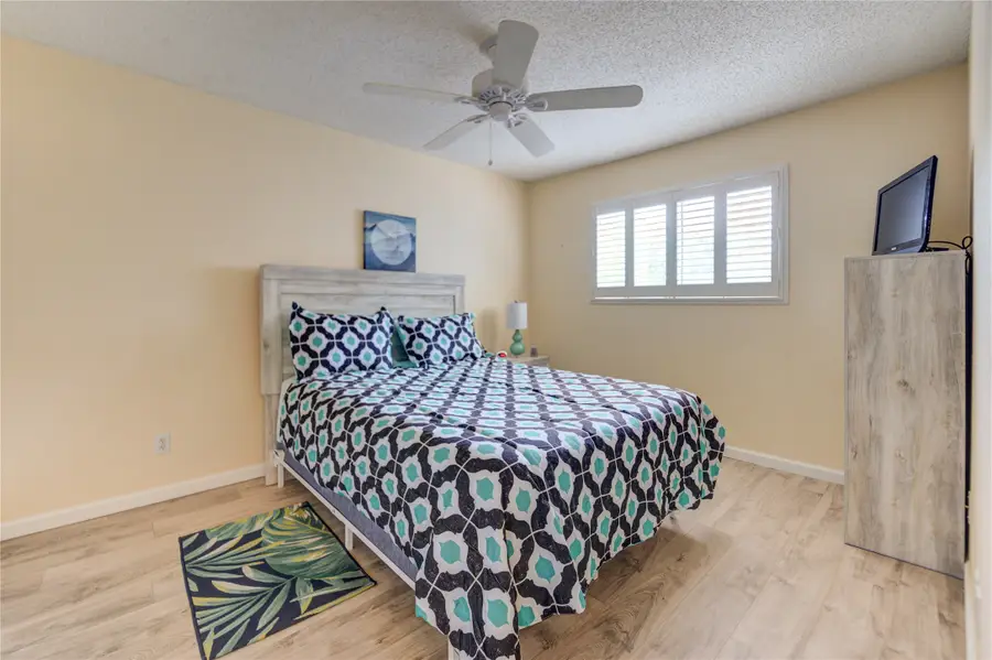 12500 Melville Drive #2, Montgomery, TX 77356 - #3