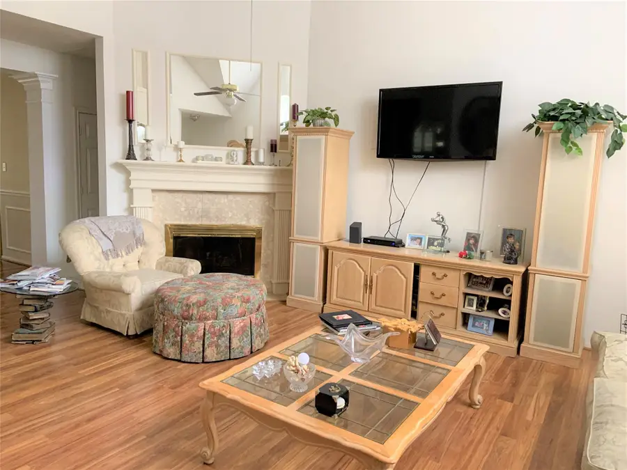 8418 Westnut Lane, Houston, TX 77040 - Image #2