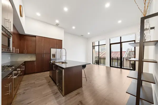 4820 Caroline Street #507, Houston, TX 77004