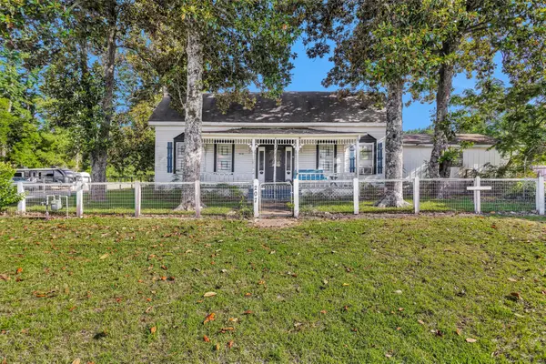 207 W Elder Street, Colmesneil, TX 75938