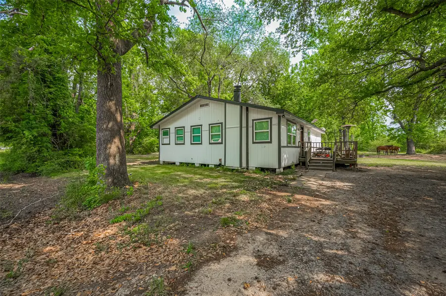 523 County Road 2073, Hull, TX 77564 - Image #2