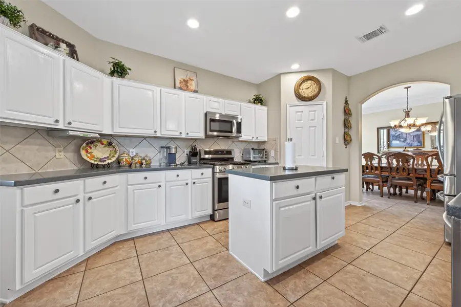 18206 Noble Forest Drive, Humble, TX 77346 - #2