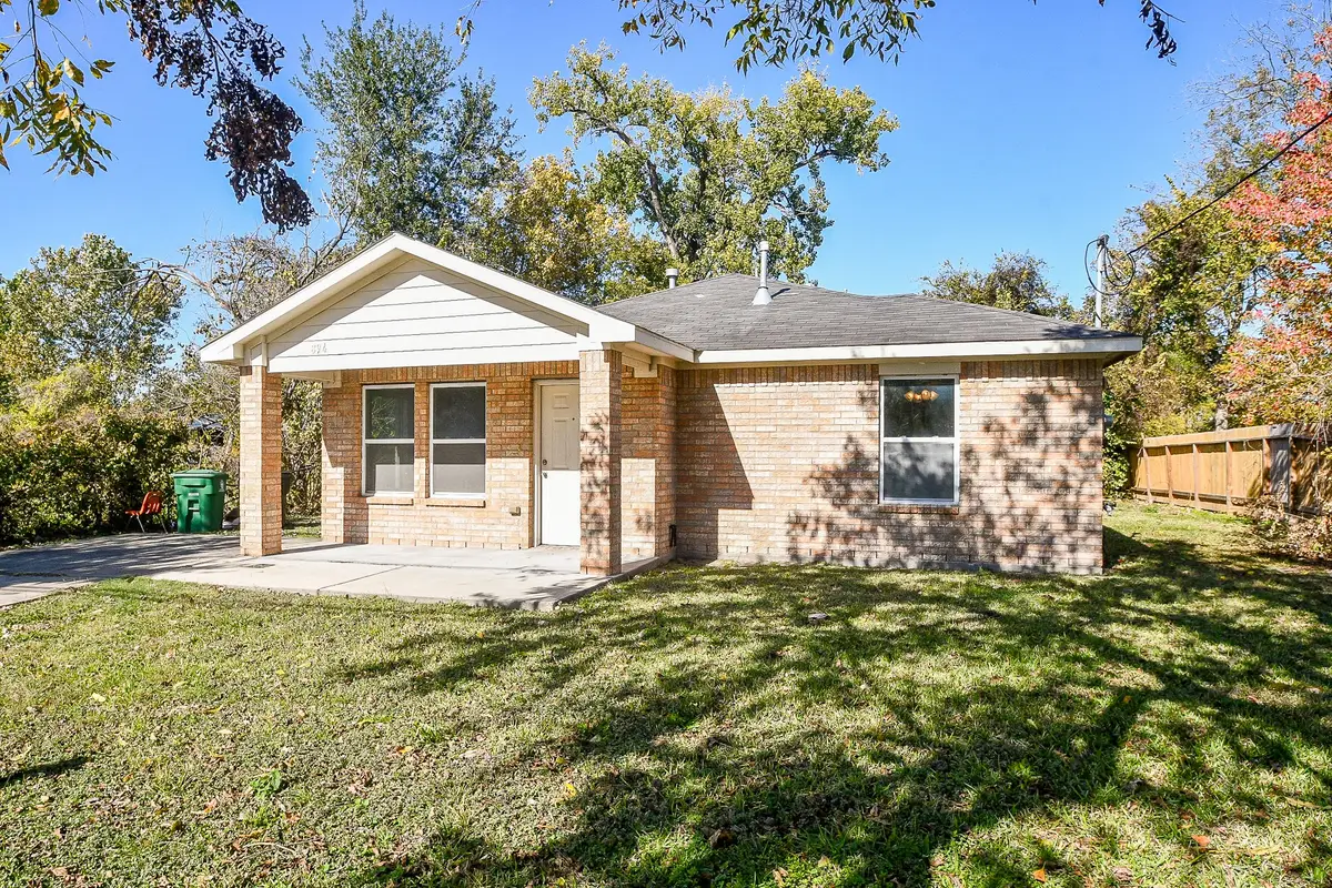 894 N Victory Drive, Houston, TX 77088 - Image #1