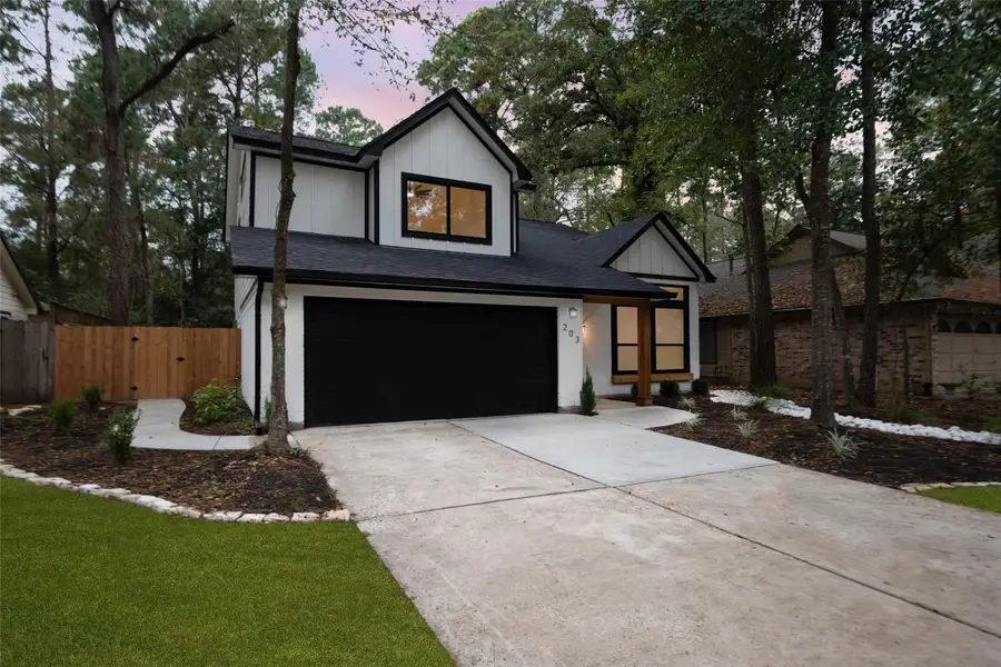 203 S Pathfinders Circle, The Woodlands, TX 77381 - #2