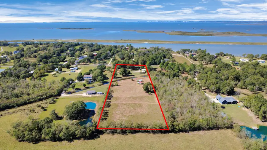 3607 S Main Street, Anahuac, TX 77514 - Image #2