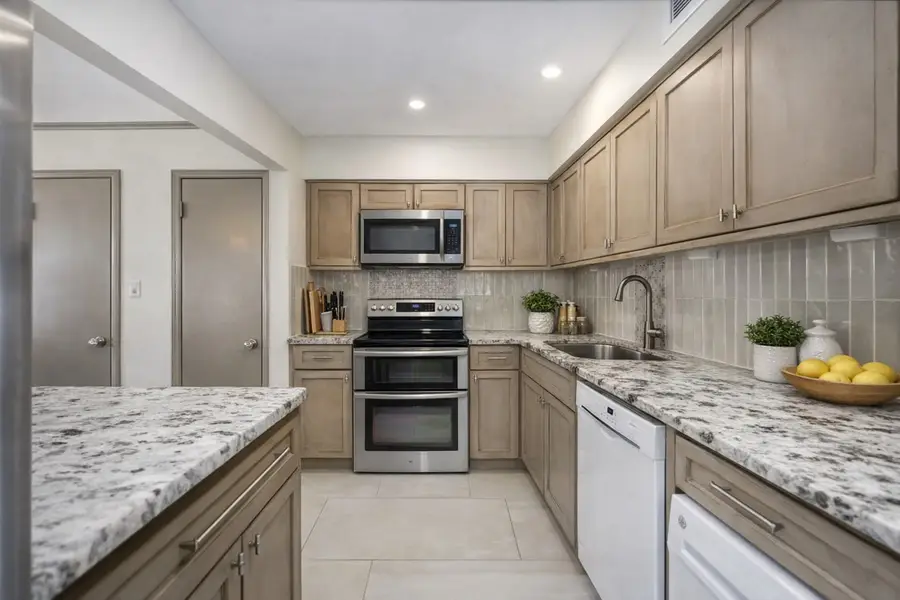 470 N Post Oak Lane #470, Houston, TX 77024 - #3