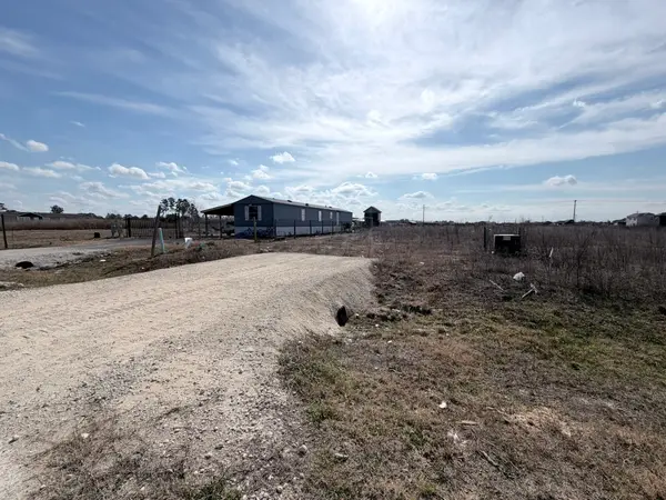 2330 Road 5838, Cleveland, TX 77327