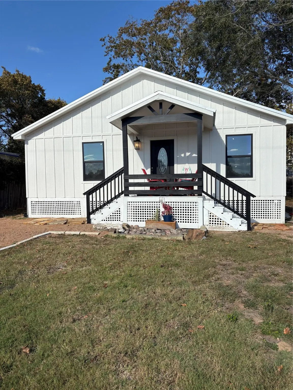 626 Front Street, New Ulm, TX 78950 - Image #1