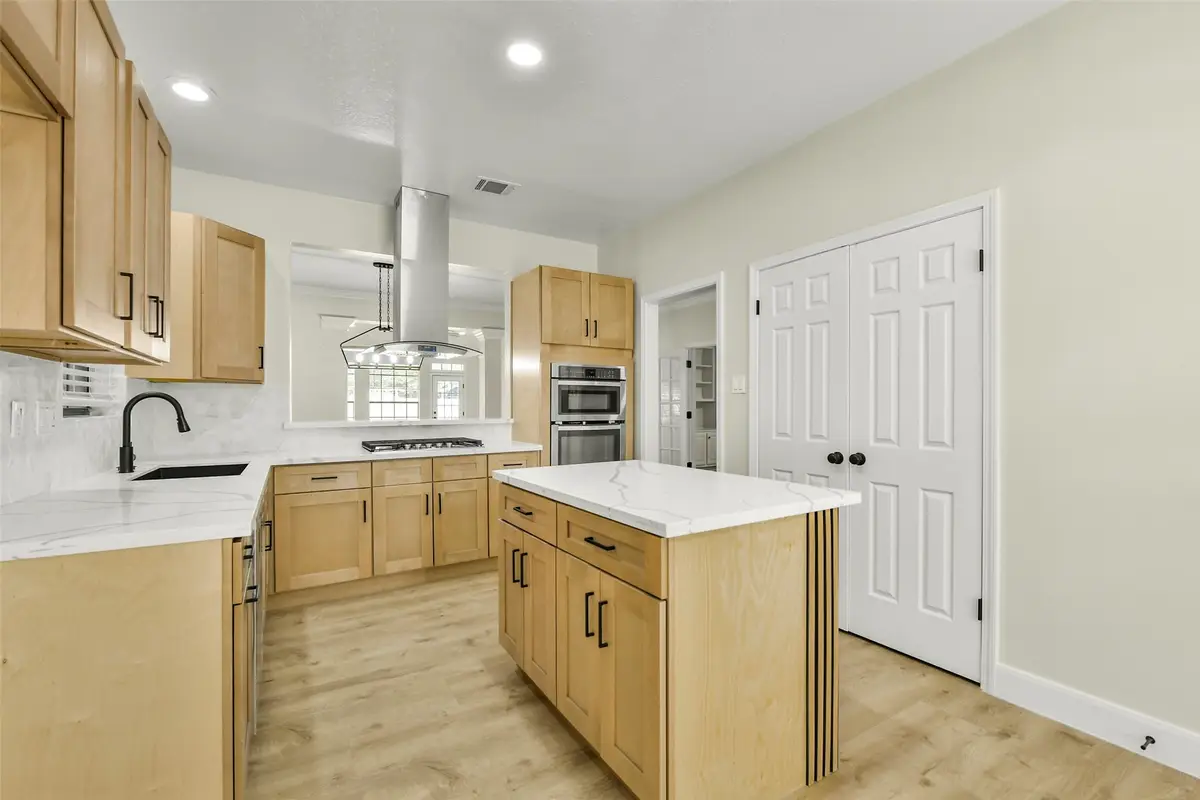 839 Quiet Spring Ln, Houston, TX 77062 - #1