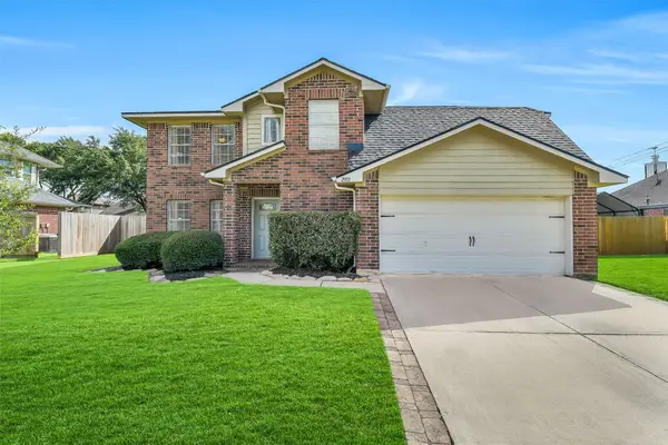 2903 Queen Victoria Street, Pearland, TX 77581