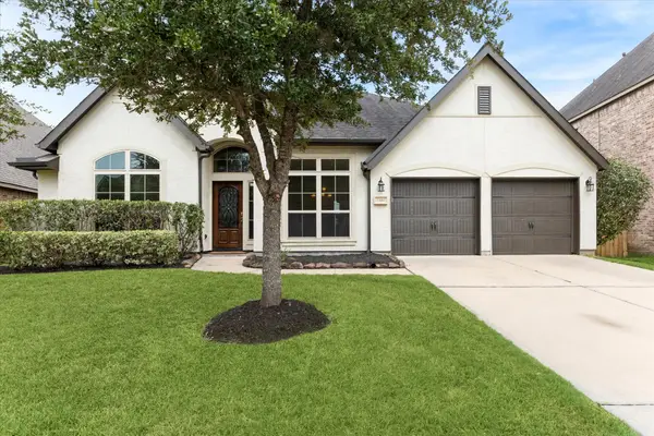3417 Golden Cypress Lane, Pearland, TX 77584