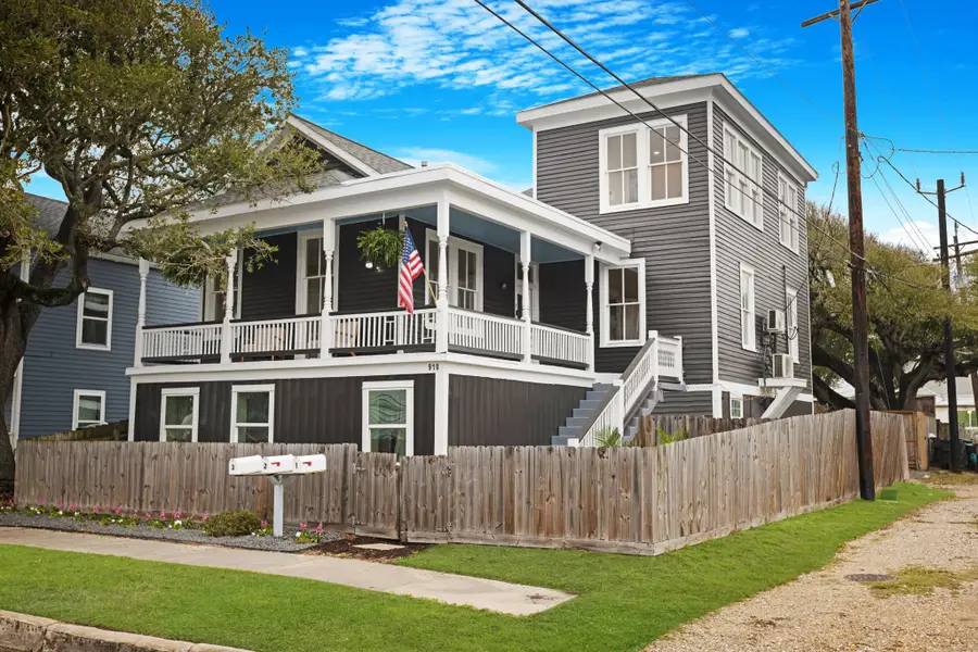 910 9th Street, Galveston, TX 77550 - Image #2