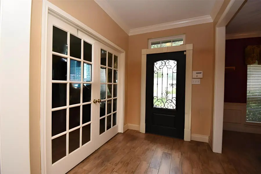 1810 Pebble Hill Court, Sugar Land, TX 77478 - Image #3