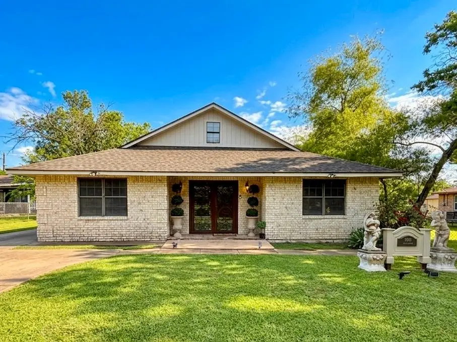 1905 Yellowstone Street, Freeport, TX 77541 - #1