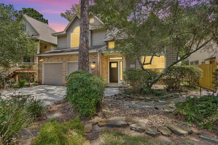 84 E Lakeridge Drive, The Woodlands, TX 77381 - #2