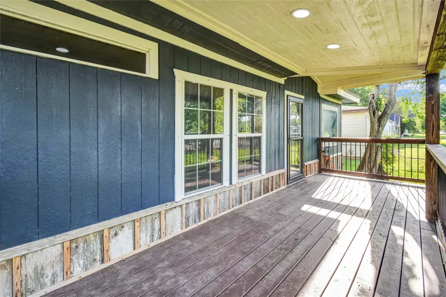 1219 W 5th Street, Freeport, TX 77541 - #3