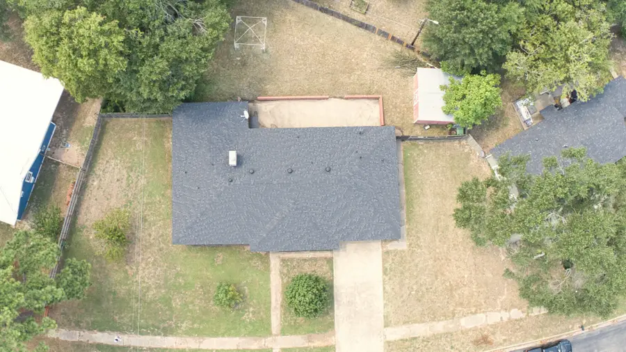 202 Rose Marie Boulevard, Hearne, TX 77859 - Image #3