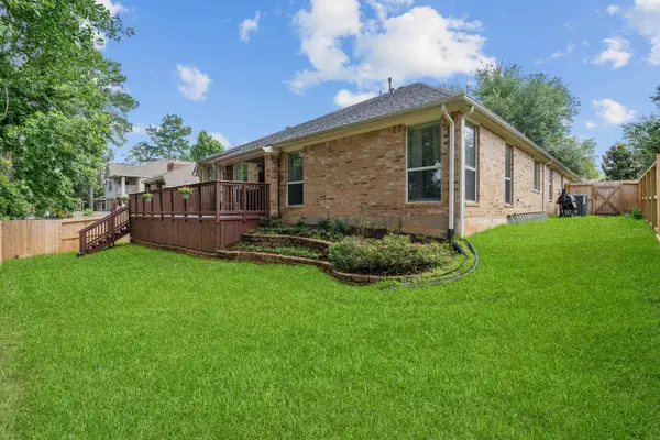 2504 N Yorkchase Lane, Conroe, TX 77304