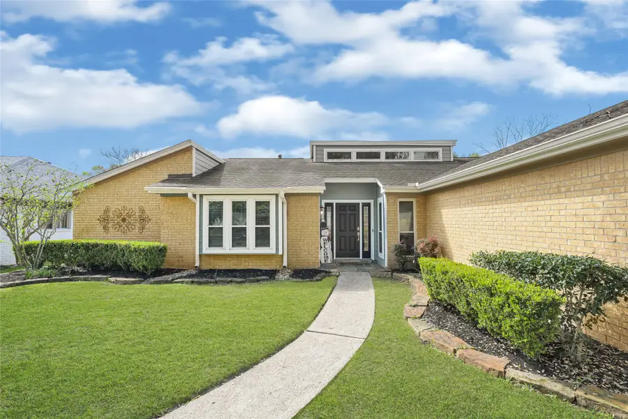 6119 Hummingbird Street, Houston, TX 77096 - #3