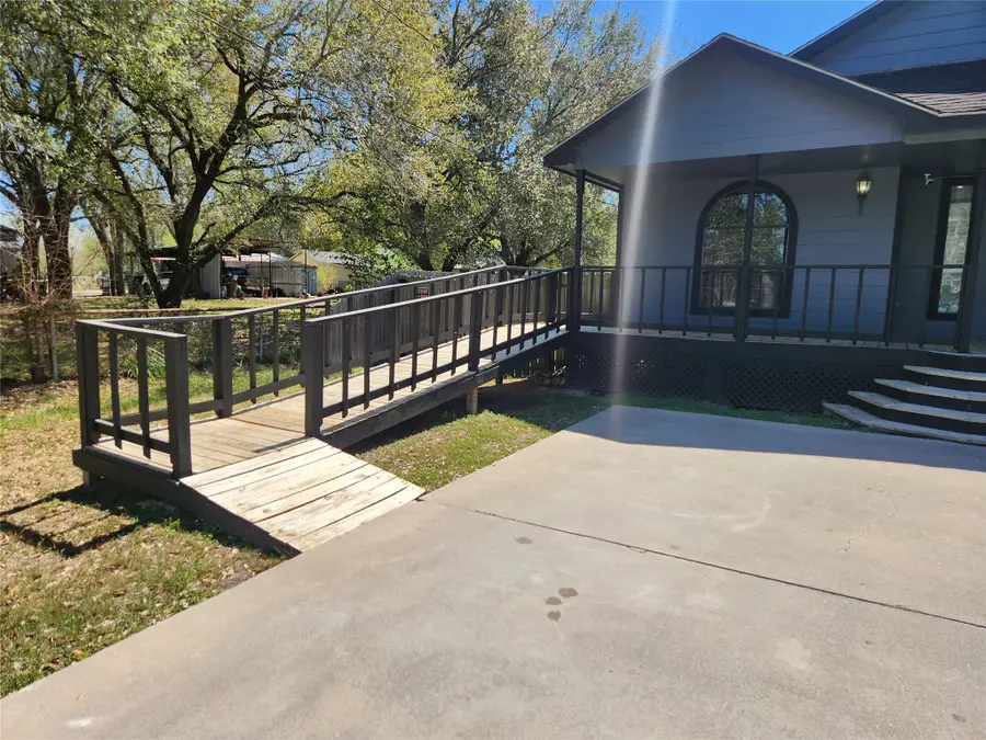 1011 W 5th Street, El Campo, TX 77437 - #3