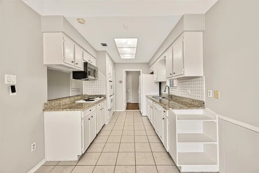 13511 Brook Hollow Drive, Sugar Land, TX 77498 - #3