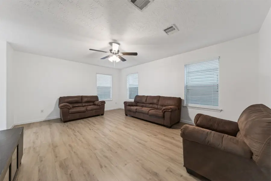 878 Sun Prairie Drive, Houston, TX 77090 - #2