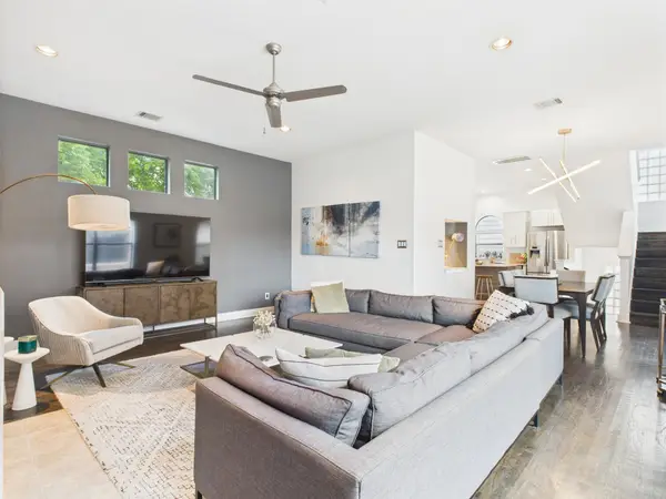 5810 Darling Street #F, Houston, TX 77007