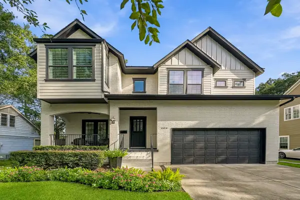 1554 Sue Barnett Drive, Houston, TX 77018