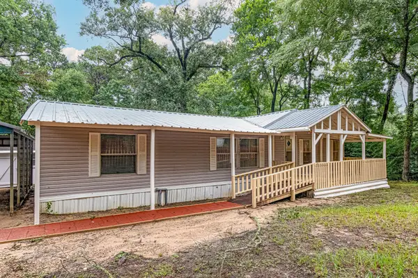 121 Circle Oak Drive, Point Blank, TX 77364
