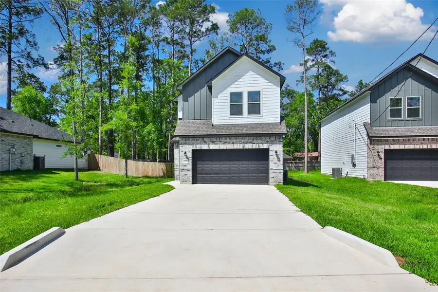 1410 Glenoaks Drive, Conroe, TX 77385 - Image #2