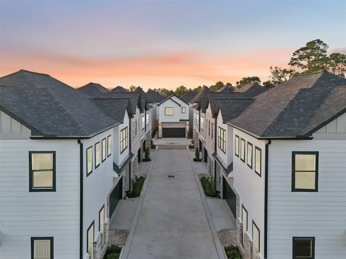 2590 W Tidwell Road, Houston, TX 77091 - #1