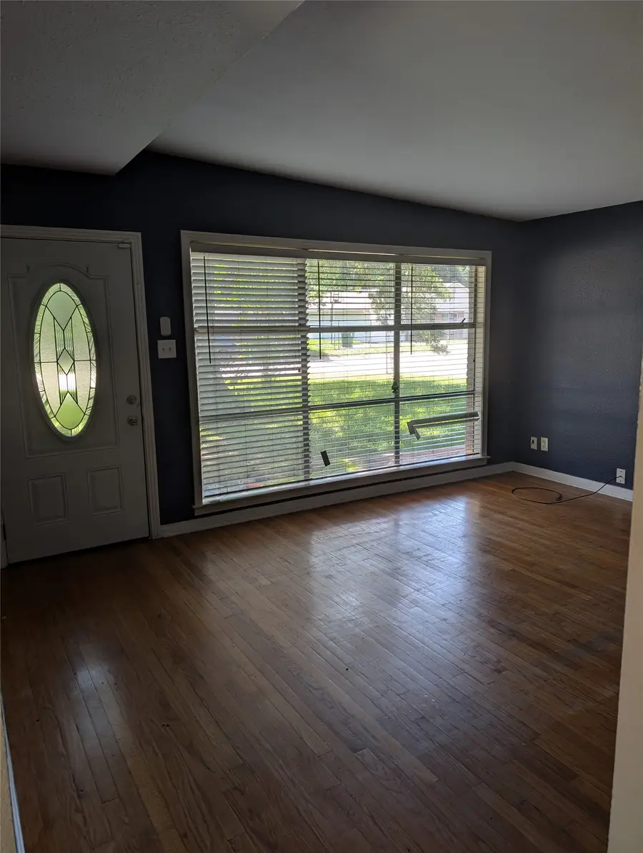 146 W Brenda Street, Houston, TX 77076 - #2