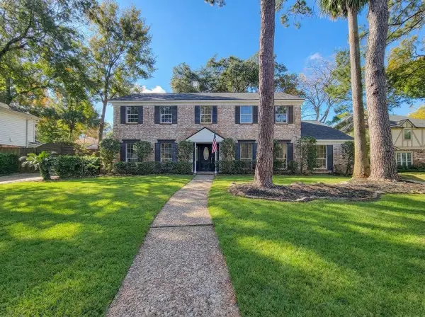 10703 Idlebrook Drive, Houston, TX 77070