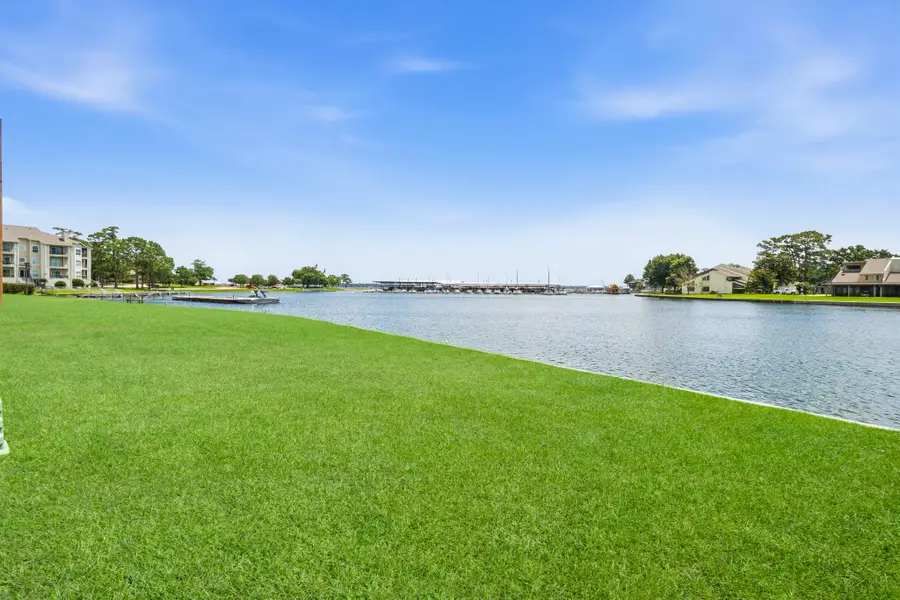 12600 Melville Drive #101, Montgomery, TX 77356 - #3