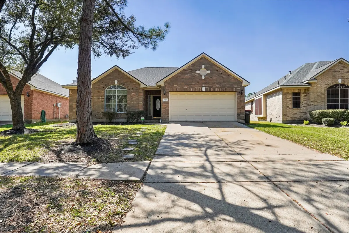 5710 Shady Hollow Court, Rosharon, TX 77583 - #1