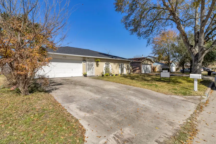 2026 Cool River, Houston, TX 77067 - #2