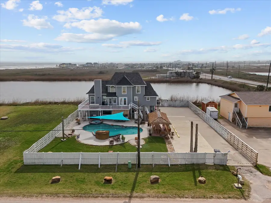 319 Francis Cove, Surfside Beach, TX 77541 - #2
