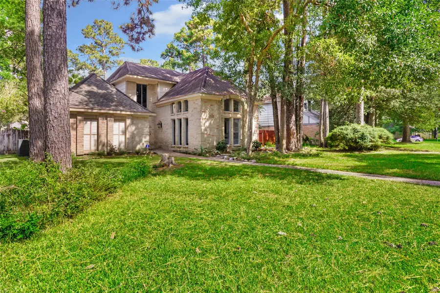 2706 Woodland Grove Drive, Kingwood, TX 77339 - Image #2