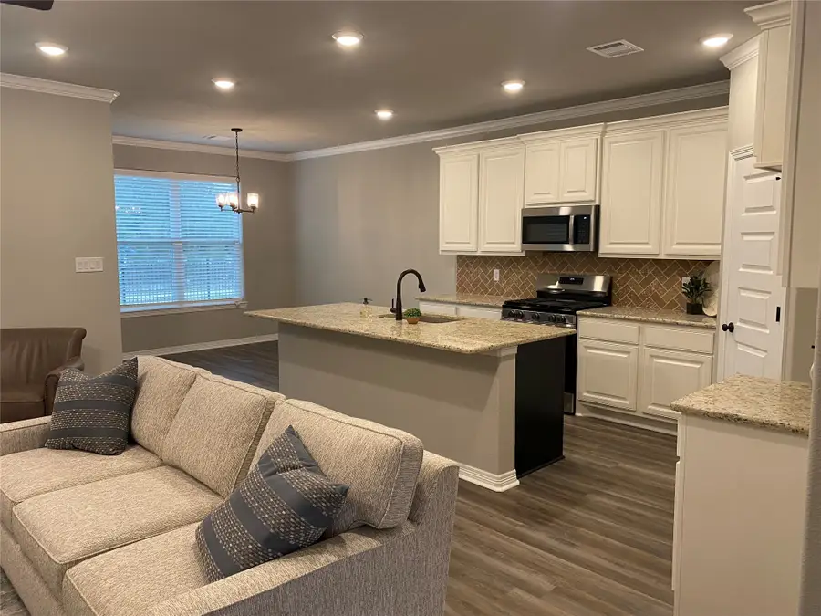 6434 Raleigh, College Station, TX 77845 - Image #3