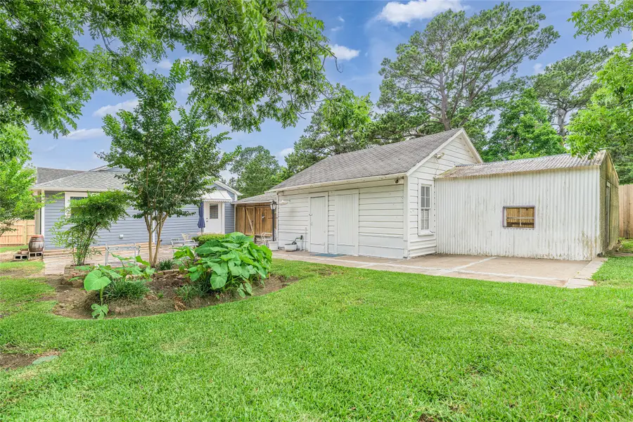1103 Thiel Street, Brenham, TX 77833 - #2