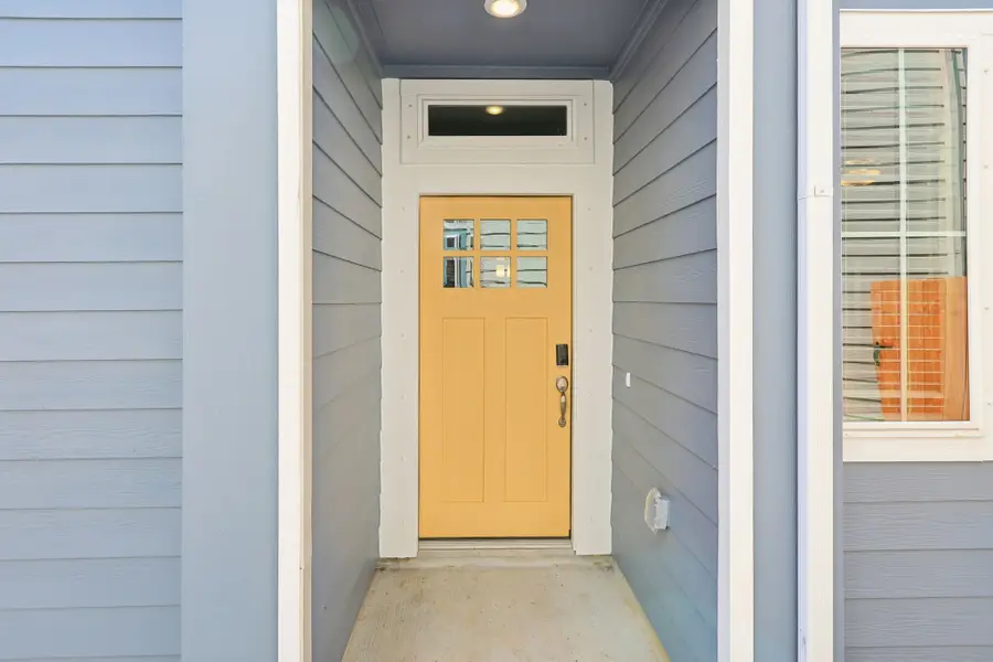 567 Avisa Drive, Kemah, TX 77565 - Image #2