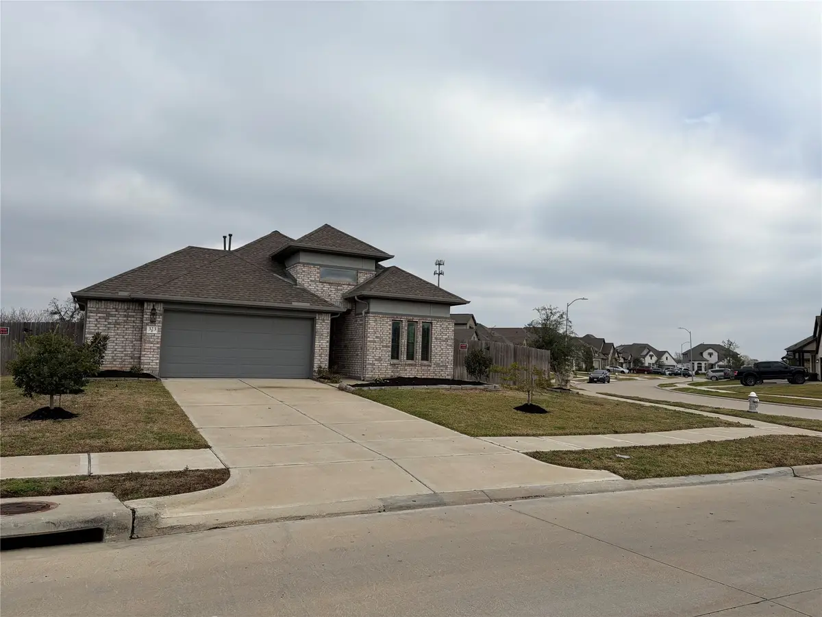 323 Avenue B, Richmond, TX 77406 - Image #1